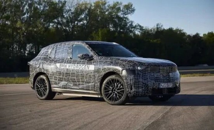 宝马X5 以五擎布局重塑豪华SUV竞争逻辑